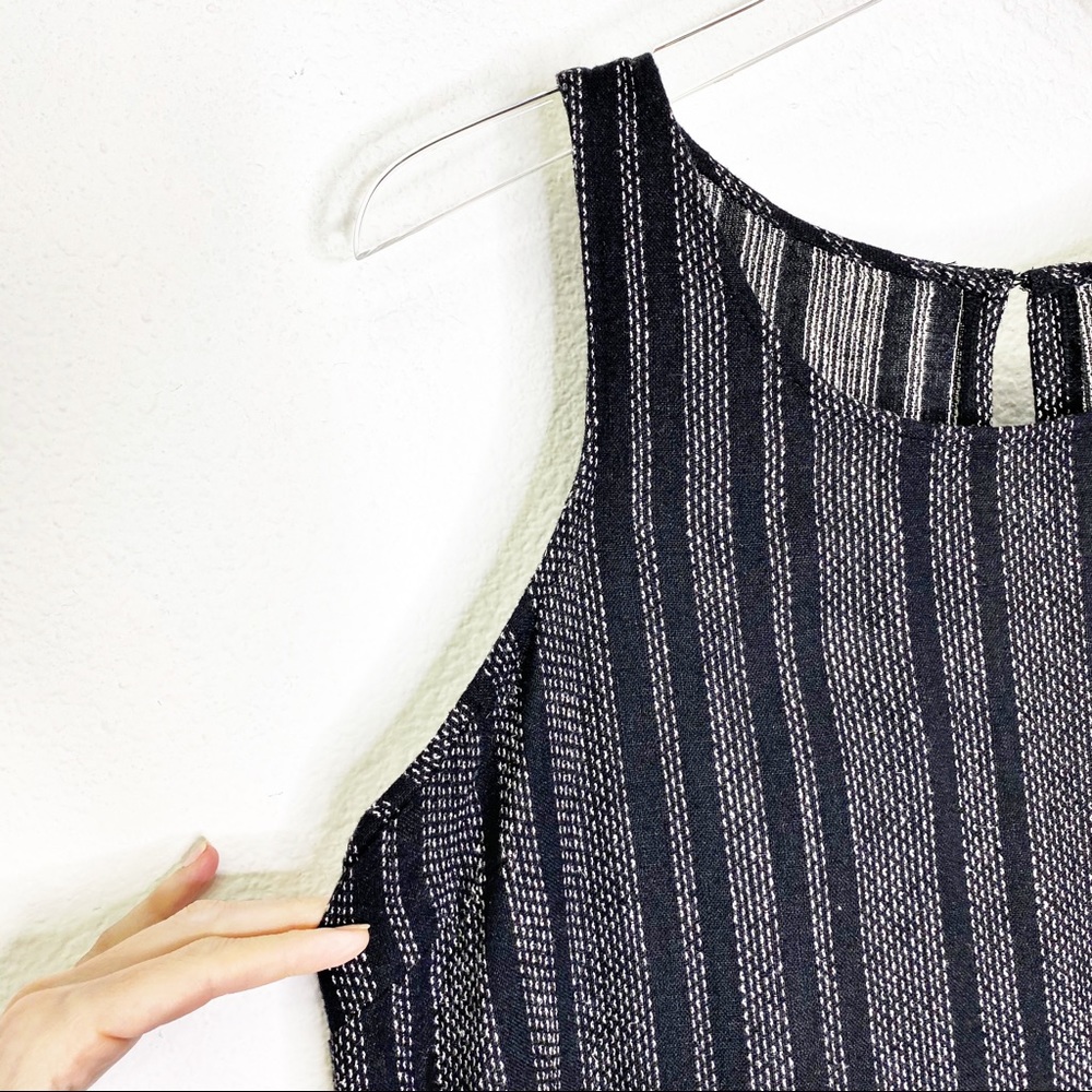 Old Navy Shift Dress - Picture 4 of 5
